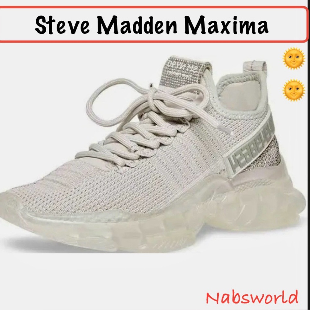 VGUC: Steve Madden Maxima Sneakers white with silver rhinestones; size 11